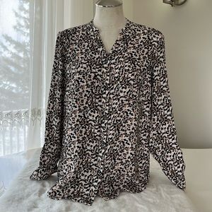 Pacific Alliance button down blouse size medium